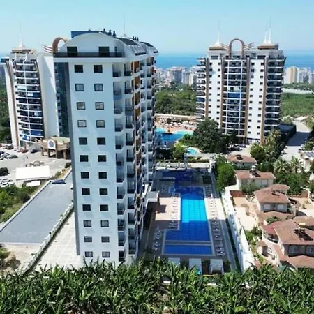 Sea View, Huge Swimming Pool Alanya