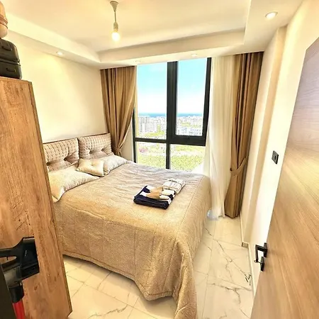 Apartamento Sea View, Huge Swimming Pool *