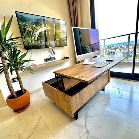 Sea View, Huge Swimming Pool Apartamento