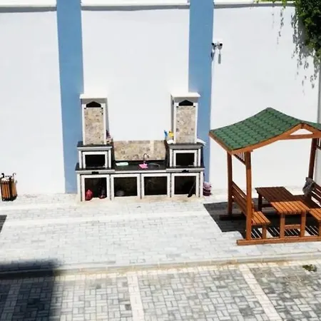 Sea View, Huge Swimming Pool Apartamento *